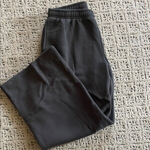 Like new Edikted sweatpants